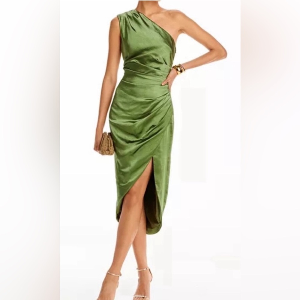 Elliatt Cassini satin one shoulder ruched midi dress fern green size large new